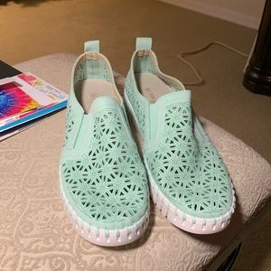 Sea foam green comfortable shoes